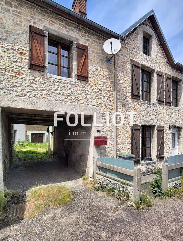 A vendre maison en pierre à Coudeville-sur-Mer - Réf 12400LB - photo 9