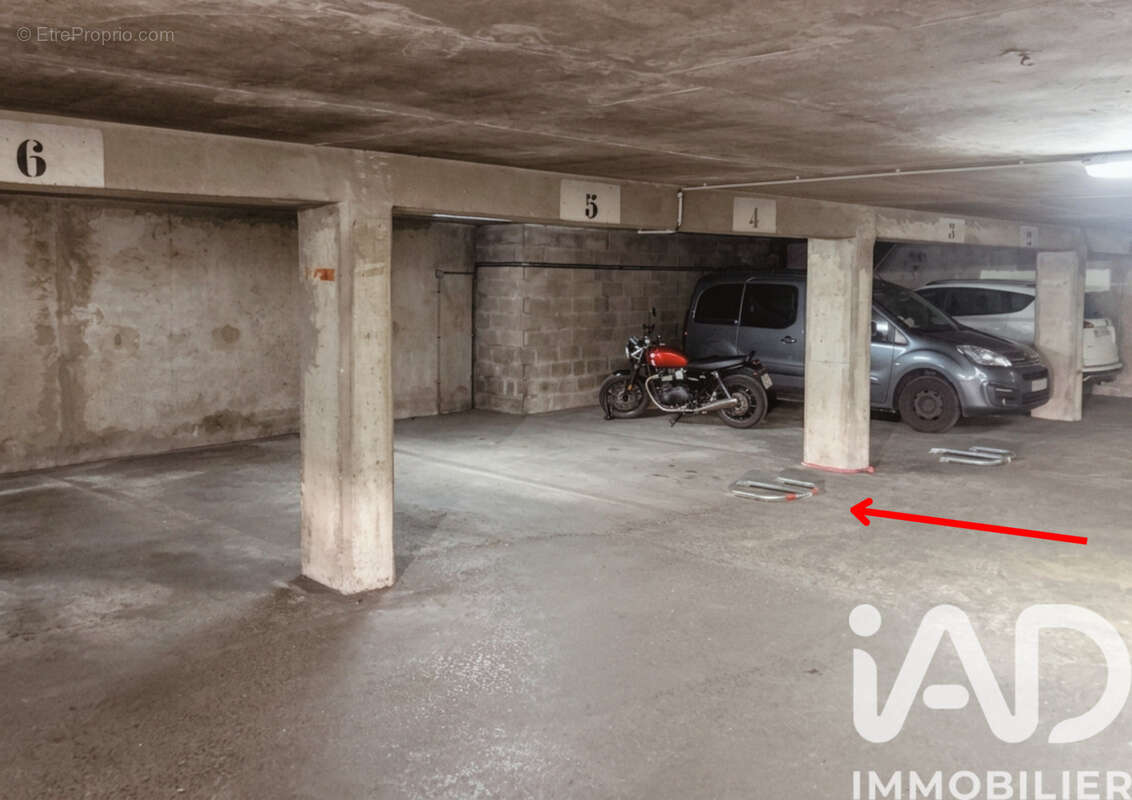 Photo 3 - Parking à PARIS-19E
