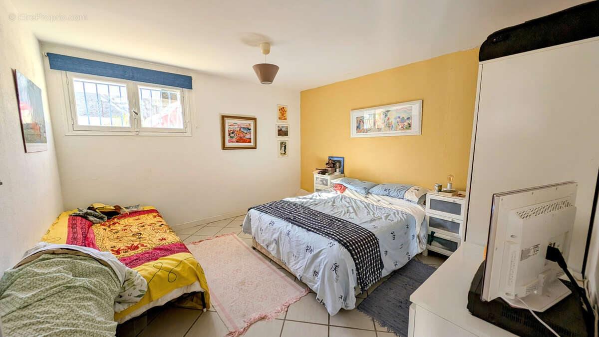 Maison à LAROQUE-DES-ALBERES