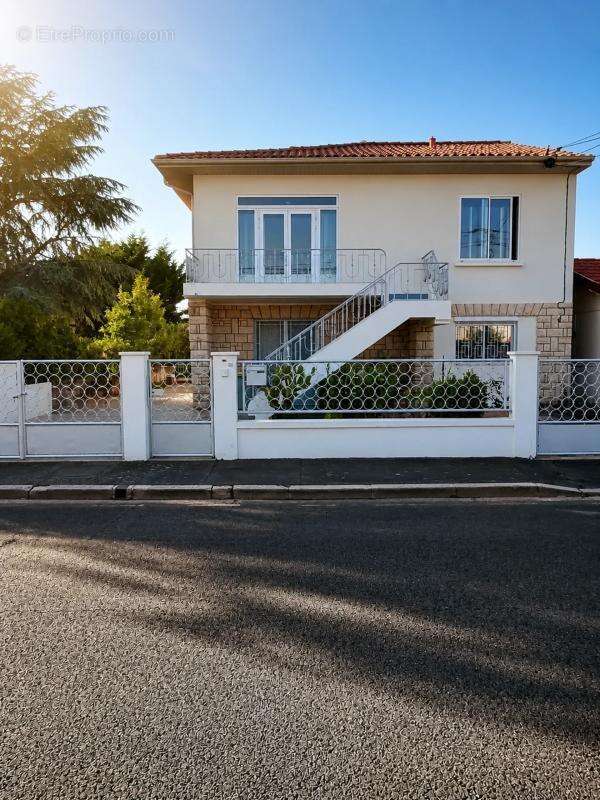 Maison de 7 pièces de 156 m² à Talence - photo 16