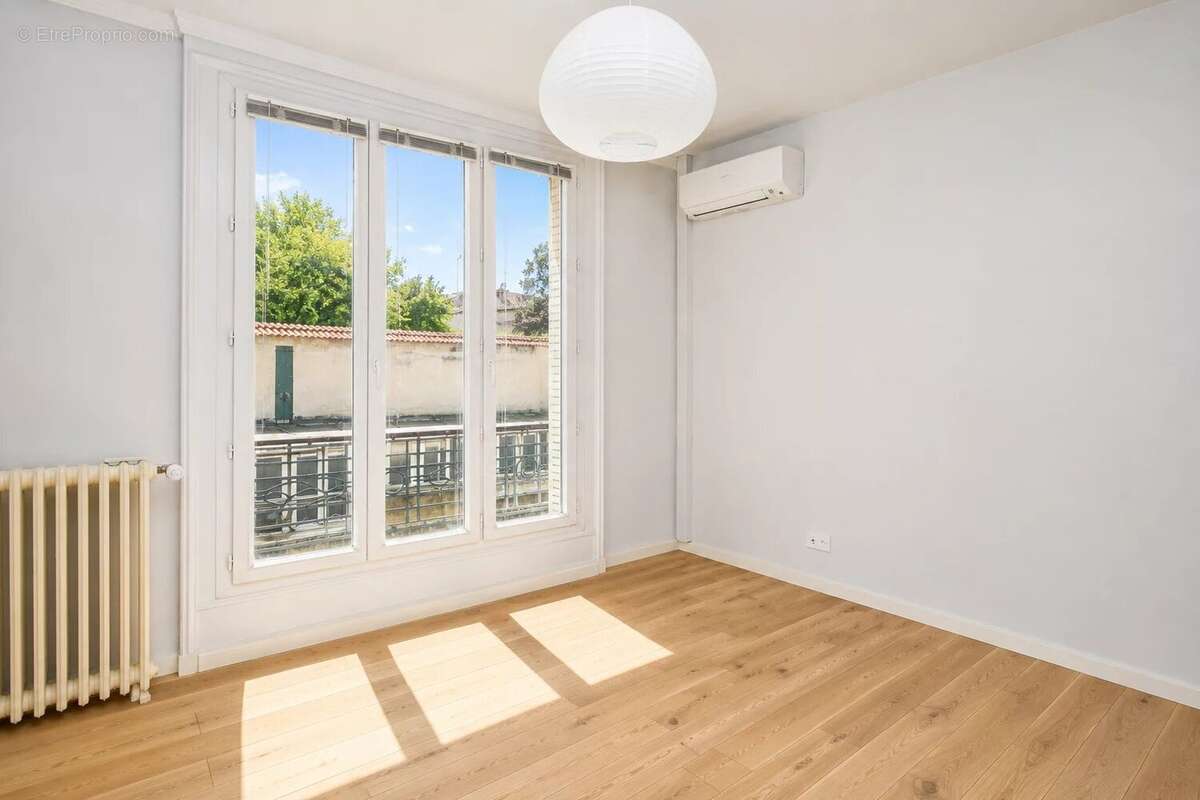Appartement à LE VESINET