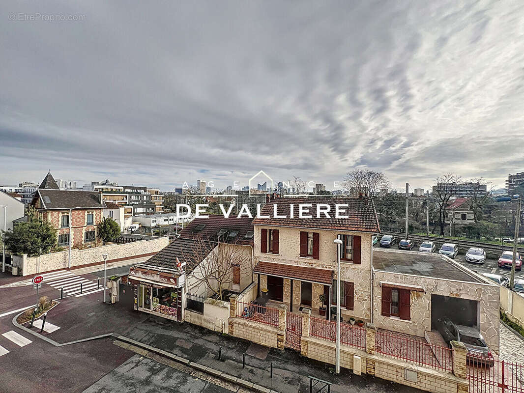 Appartement à NANTERRE