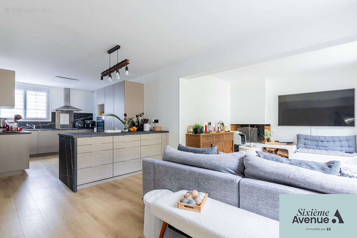 Maison familiale 4 chambres ? Belle pièce de vie de 51 m² avec terrasse et jardin 134.81m2 - photo 2
