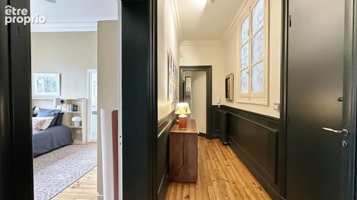APPARTEMENT de type T4 DE 149 M2 AVEC TERRASSE DE 28 M2 + cave + de parking privatif - photo 17