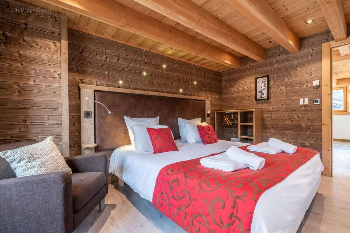 Appartement haut de gamme en Duplex avec 5 chambres - photo 2