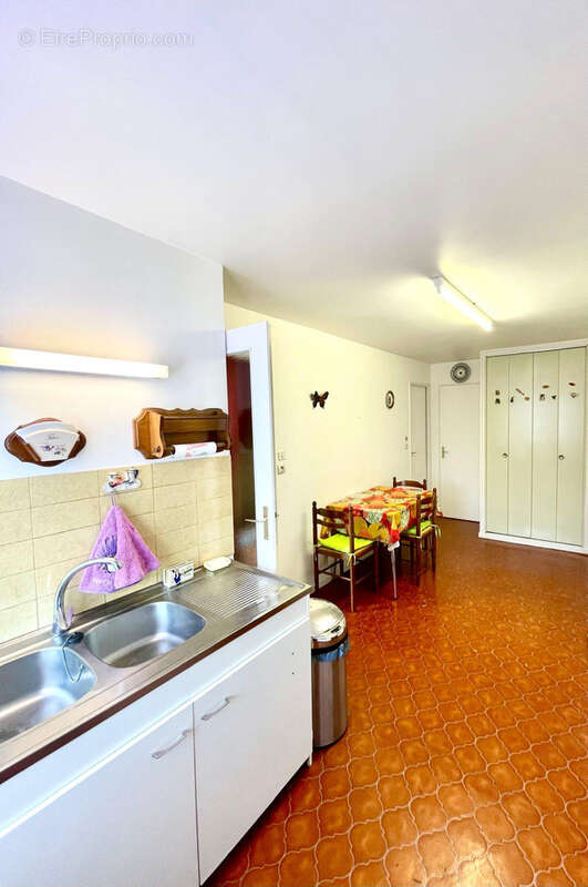 Maison à COMMELLE-VERNAY