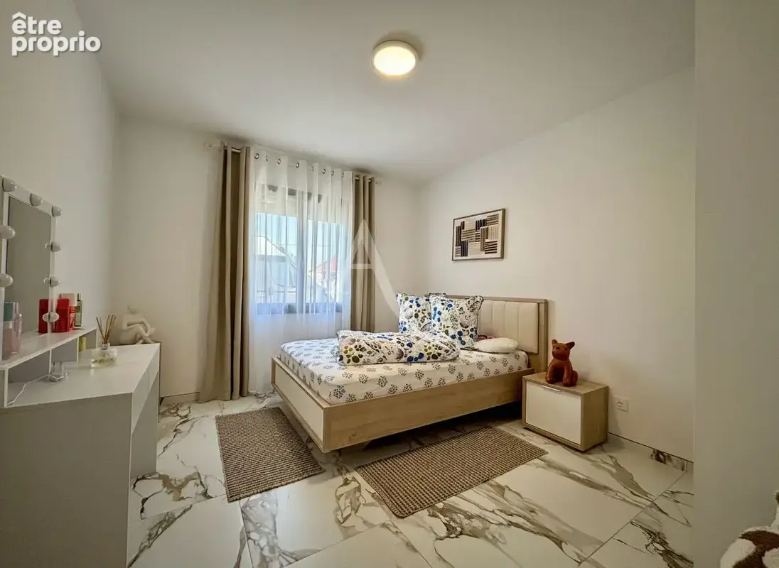 Maison contemporaine aux prestations de qualité - photo 9
