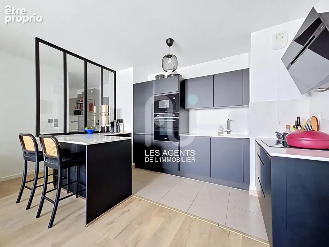 Appartement à ASNIERES-SUR-SEINE