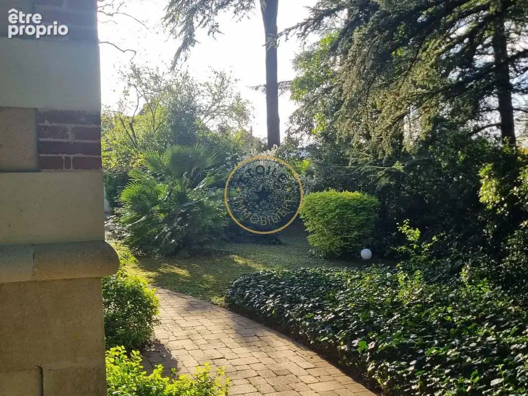 Demeure 19ème avec dépendance et son parc au coeur de Mûrs-Erigné - photo 5