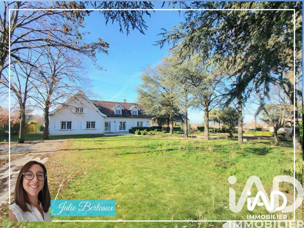 Photo 1 - Maison à SAINT-JUST-SAINT-RAMBERT