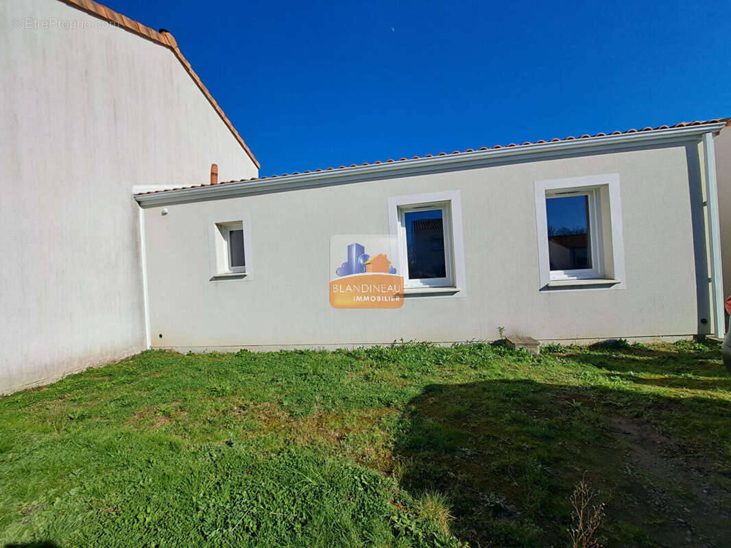 Vue - maison de 2019, 3 chambres - photo 9