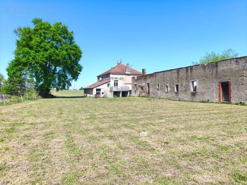 Maison à AIRE-SUR-L'ADOUR