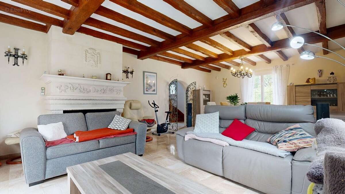 Grandemaisonde4chambresavecsoussolcomplet052020261 - Maison à ROUFFIGNAC-SAINT-CERNIN-DE-REILHAC
