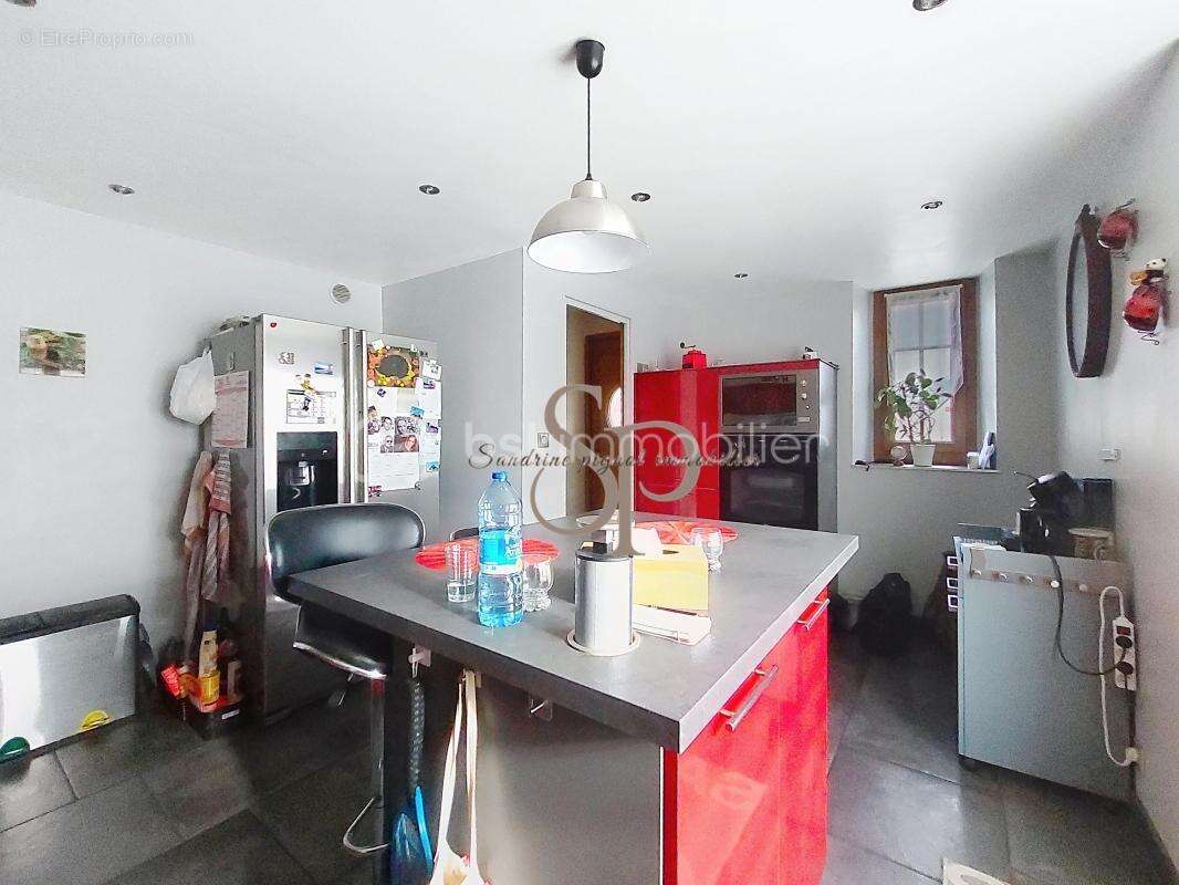 Maison à MISY-SUR-YONNE