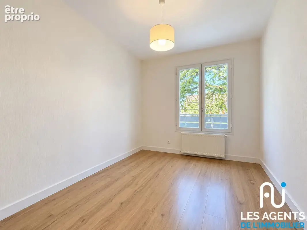 Maison Saint Denis De L'Hôtel 6 pièce(s) - photo 10