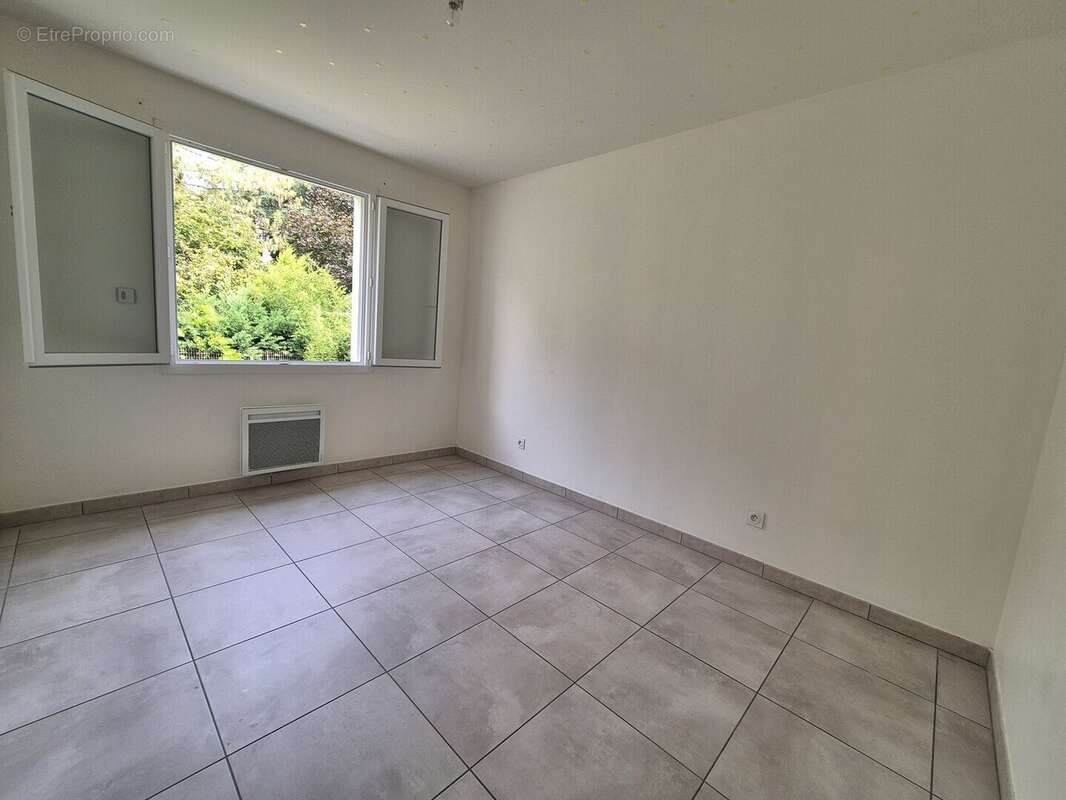 Maison 105 m² à Sainte-Livrade-Sur-Lot  - photo 9