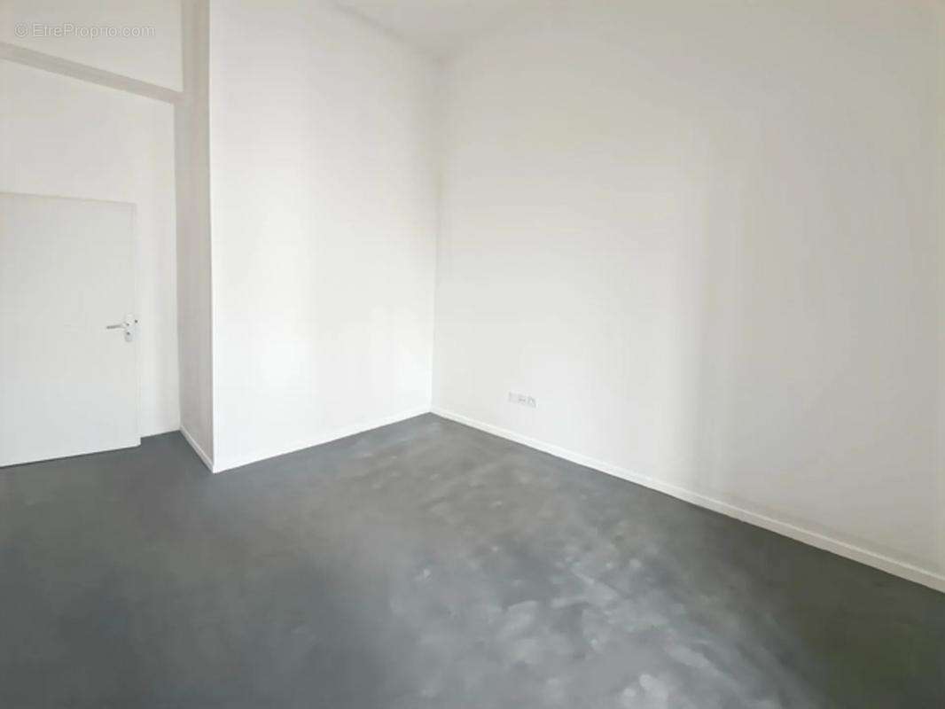 Appartement à STAINS