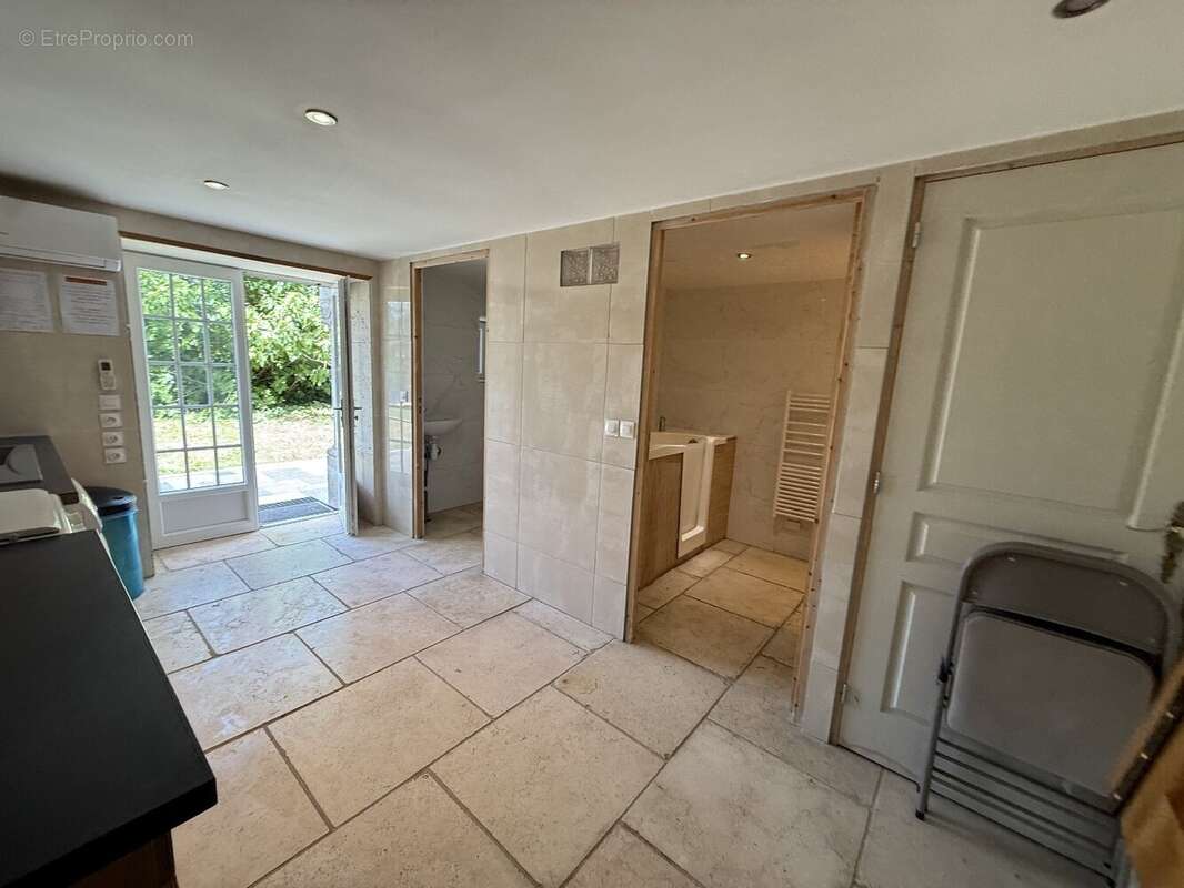 Maison à FREYSSENET