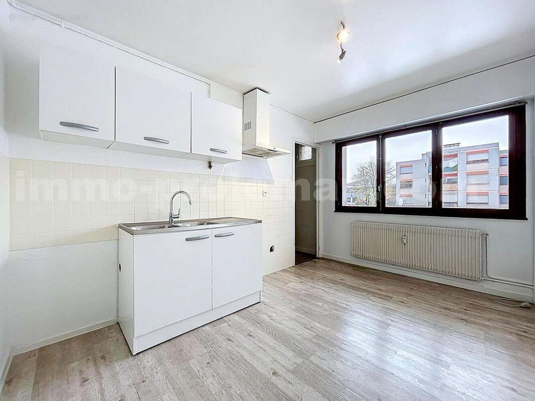 Appartement 72 m² à Annemasse  - photo 6