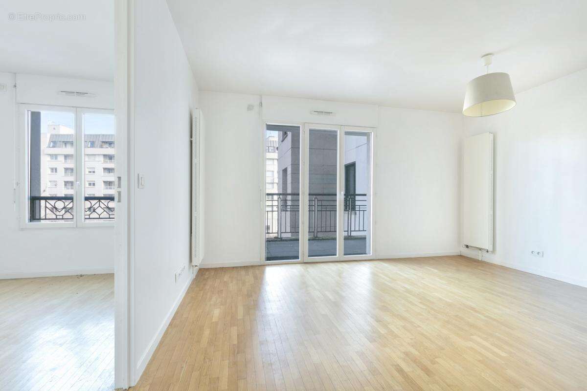 Appartement à SURESNES