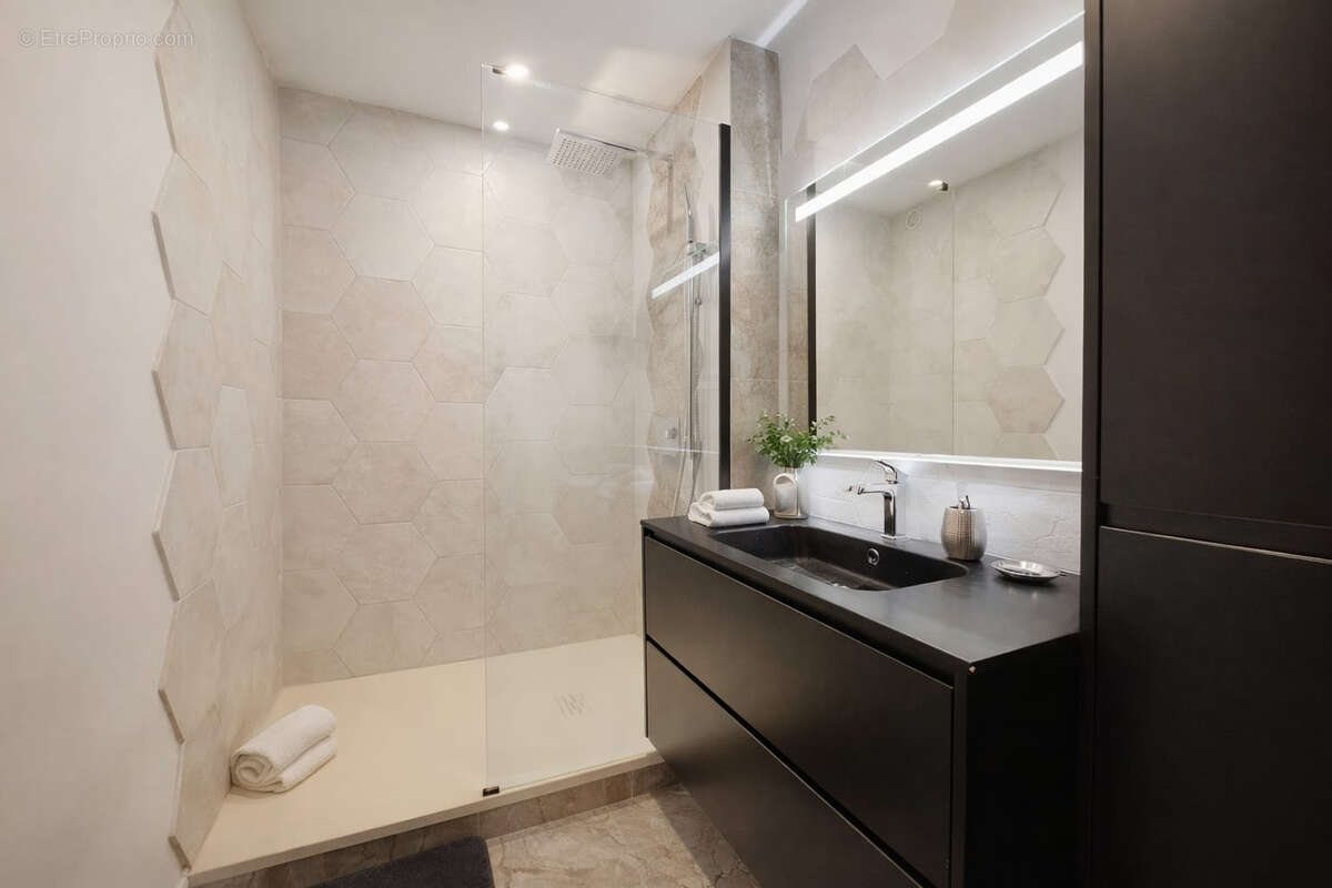 Appartement à LA VALETTE-DU-VAR