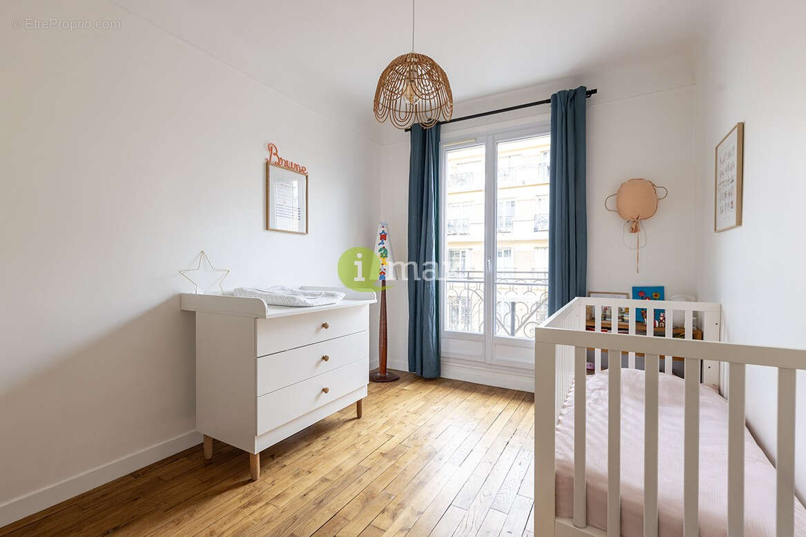Appartement à CLICHY