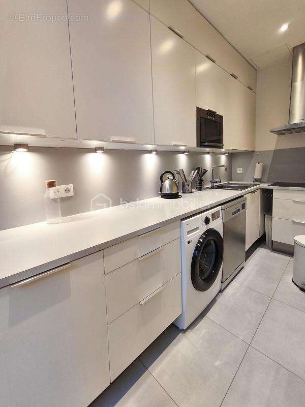 Appartement à PARIS-6E
