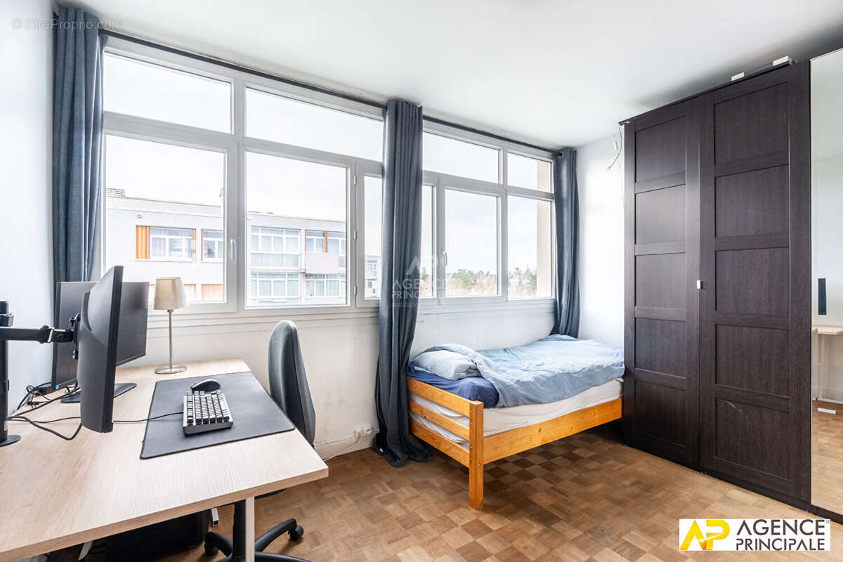 Appartement à MAISONS-LAFFITTE