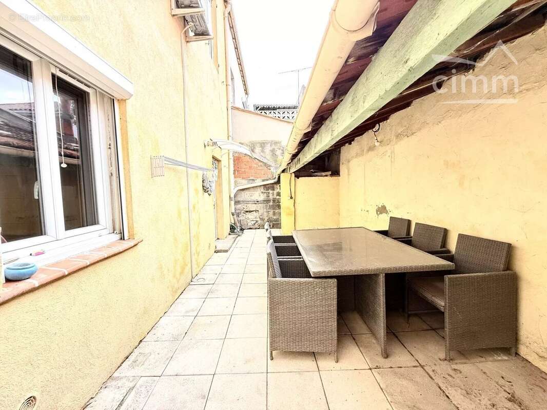 Maison à PORT-SAINT-LOUIS-DU-RHONE