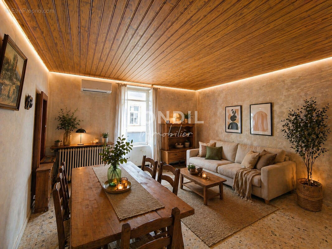 Appartement à PERTUIS