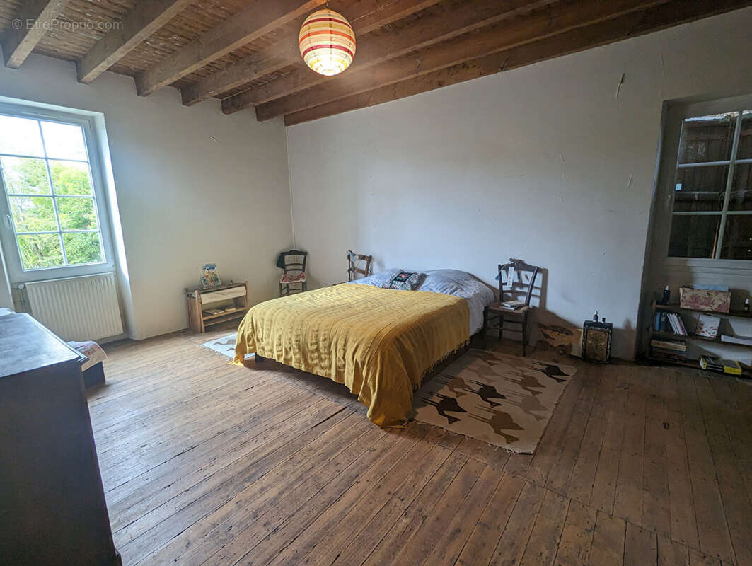 Maison à BRASSAC