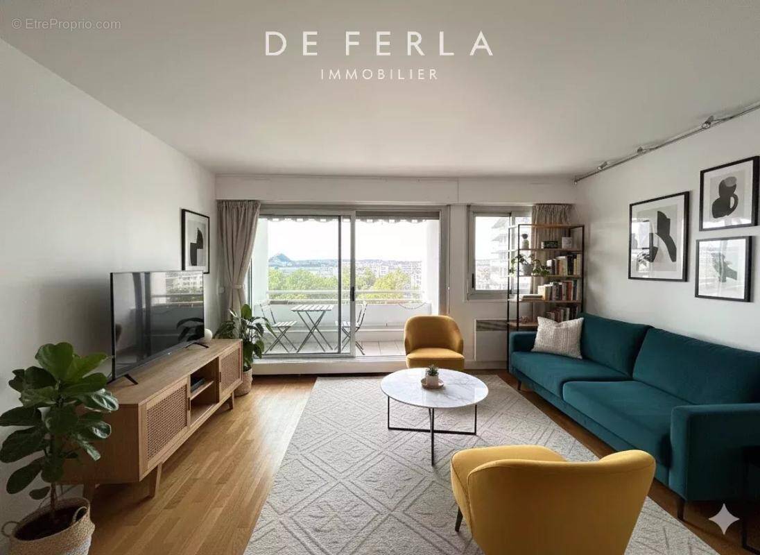 Appartement à PARIS-15E