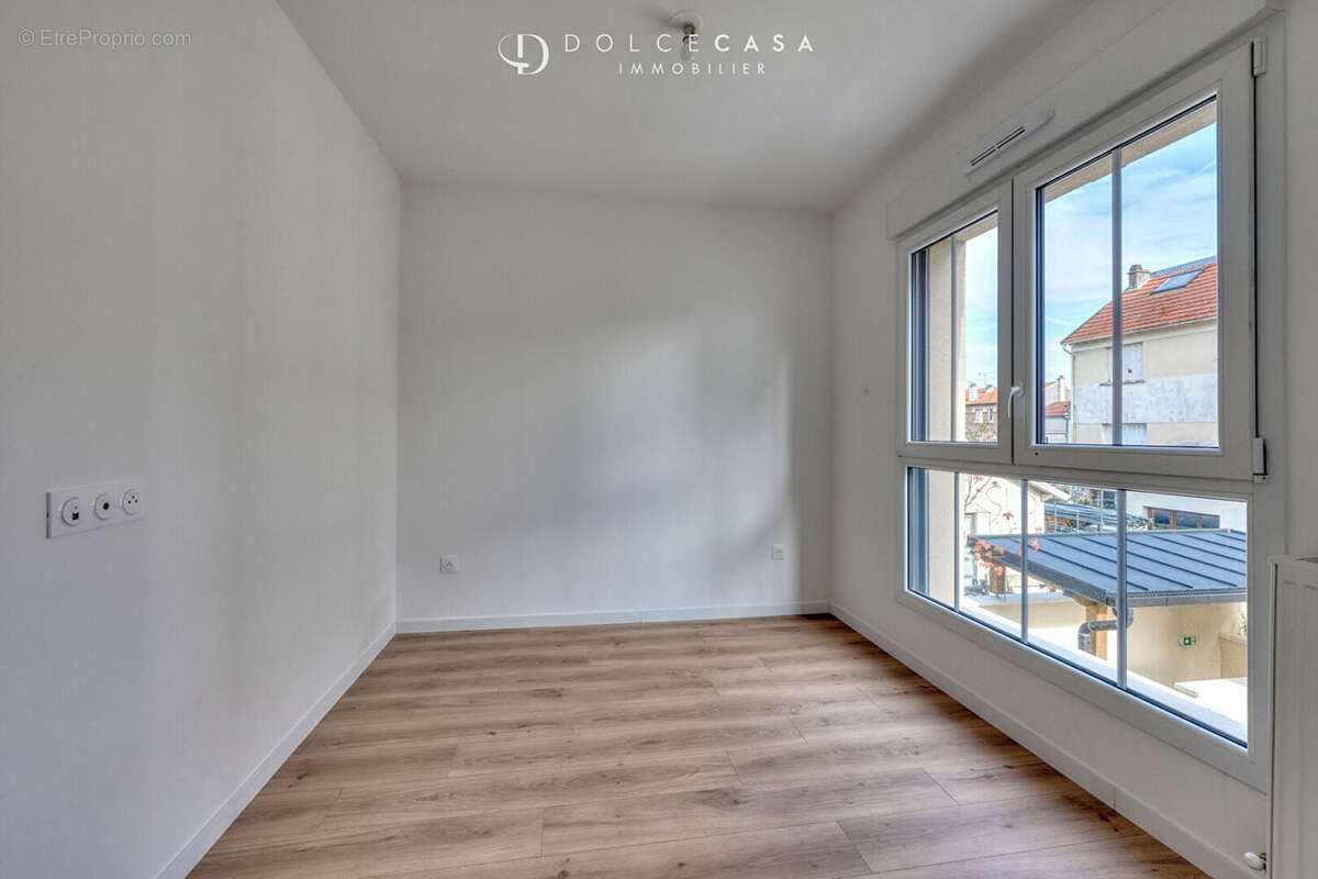 Appartement à LE PERREUX-SUR-MARNE