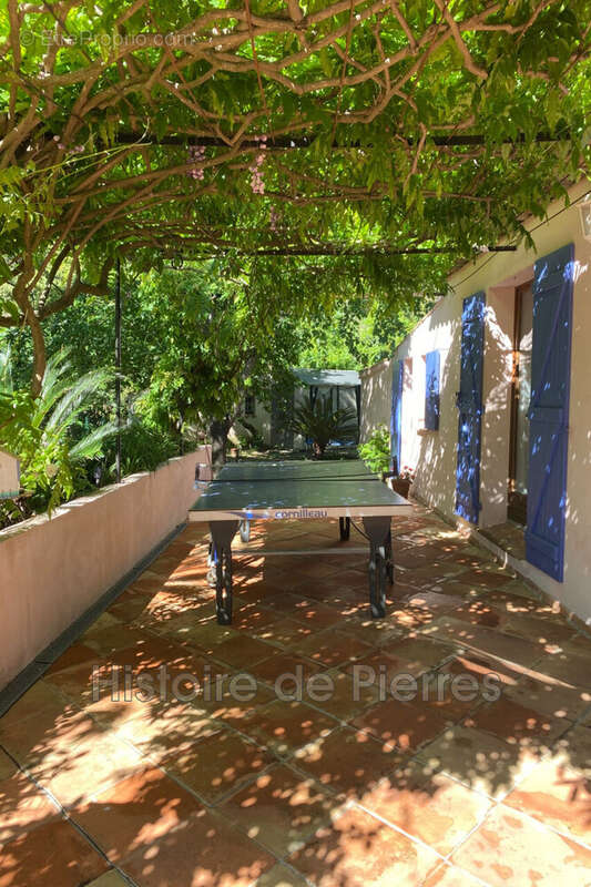 Maison à LA GARDE-FREINET