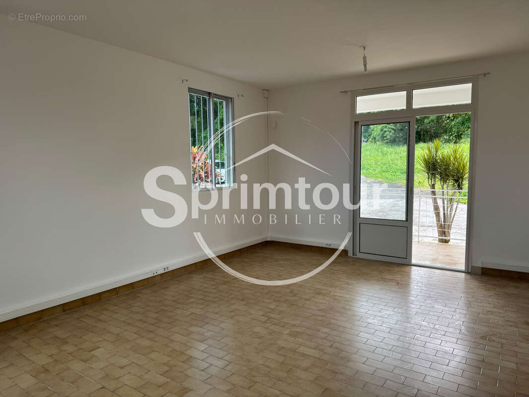 TROIS-RIVIERES Appartement T3 investissement locatif - photo 6