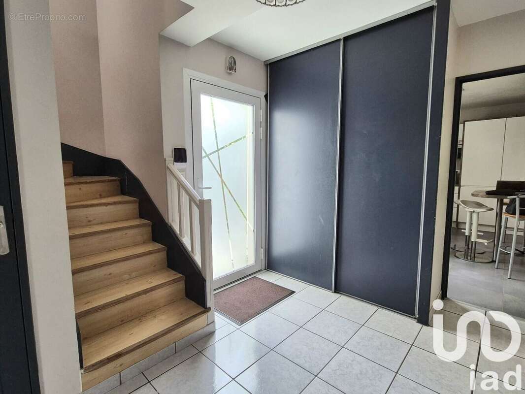 Photo 3 - Maison à SAINT-GERMAIN-LES-CORBEIL