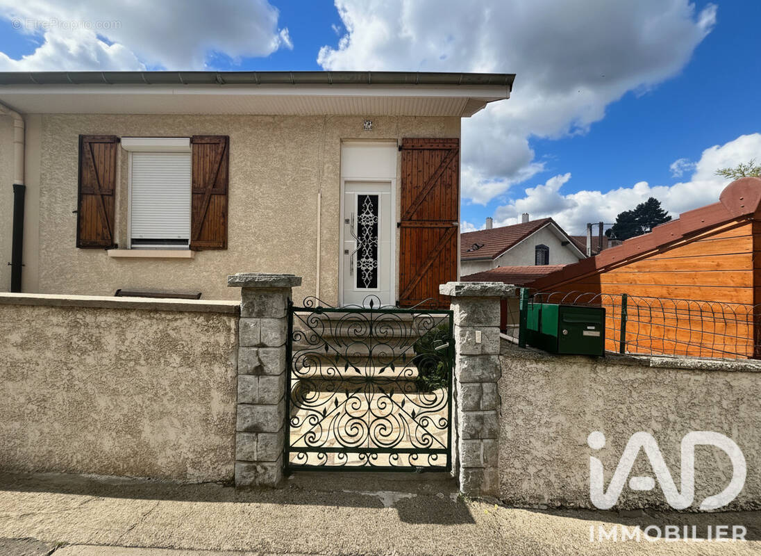 Photo 1 - Maison à LA RICAMARIE