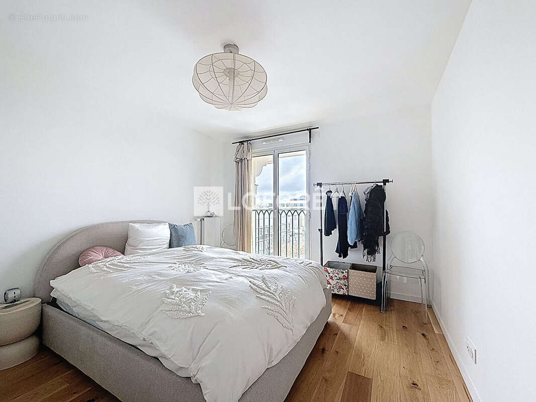Appartement à LE PLESSIS-ROBINSON