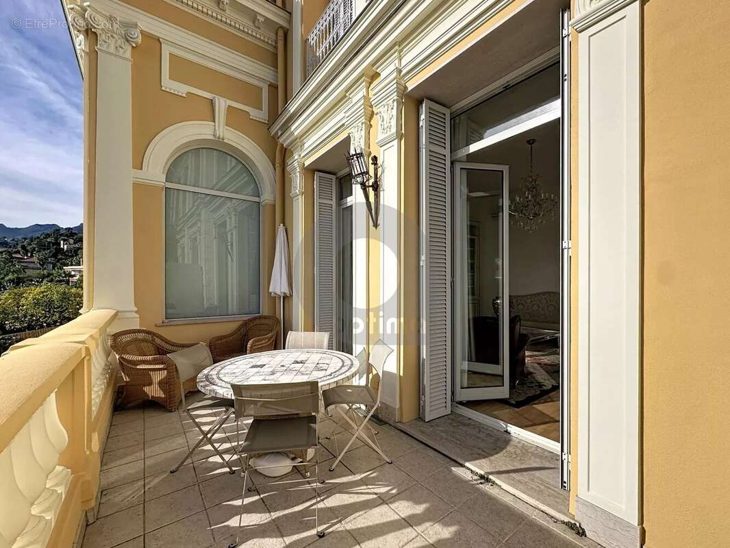 Appartement à MENTON
