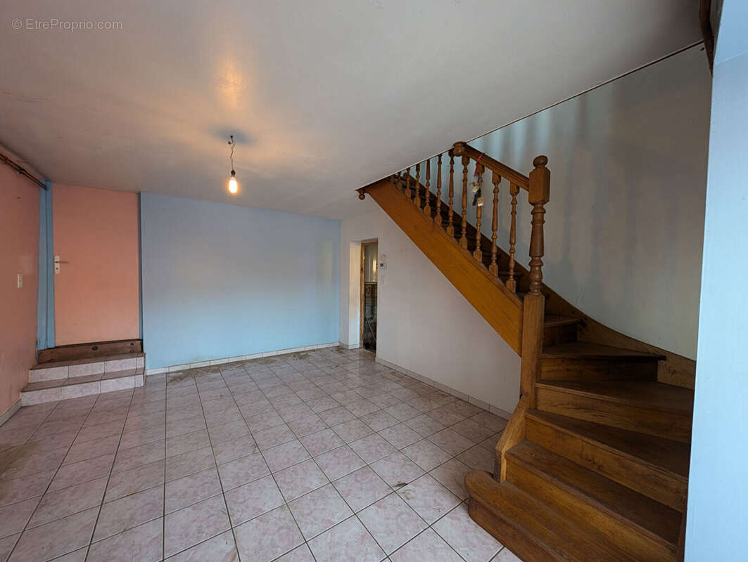 Maison à FONTAINE-LES-CLERVAL