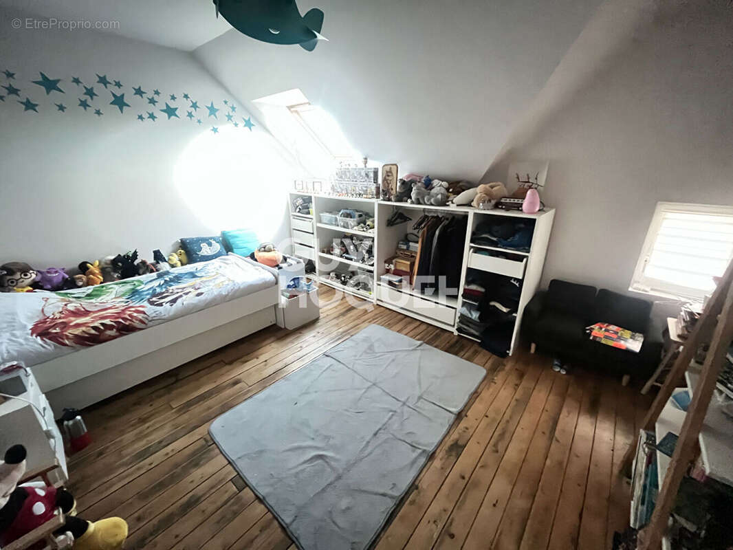 Maison 157 m² à Soissons  - photo 4
