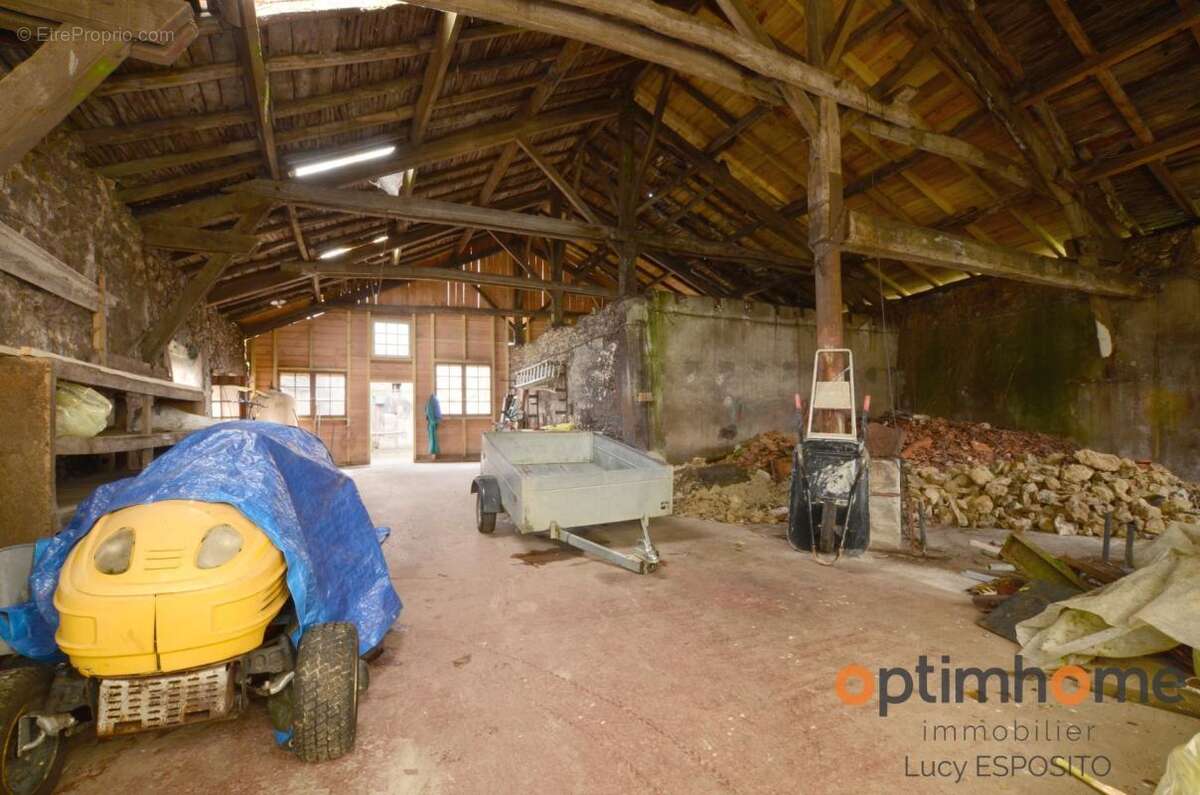 Propriété de 4 chambres au bord de la rivière à vendre - photo 37