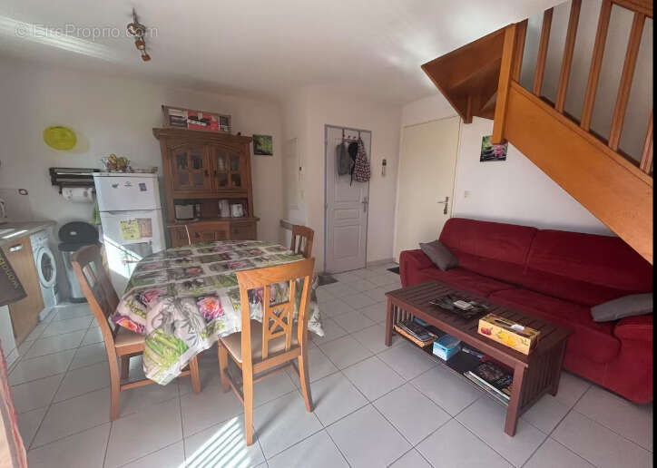 Maison à FLEURY