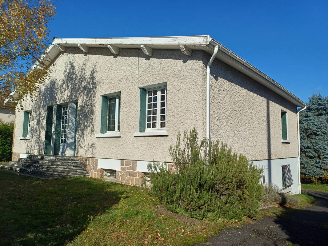 Maison à THIERS