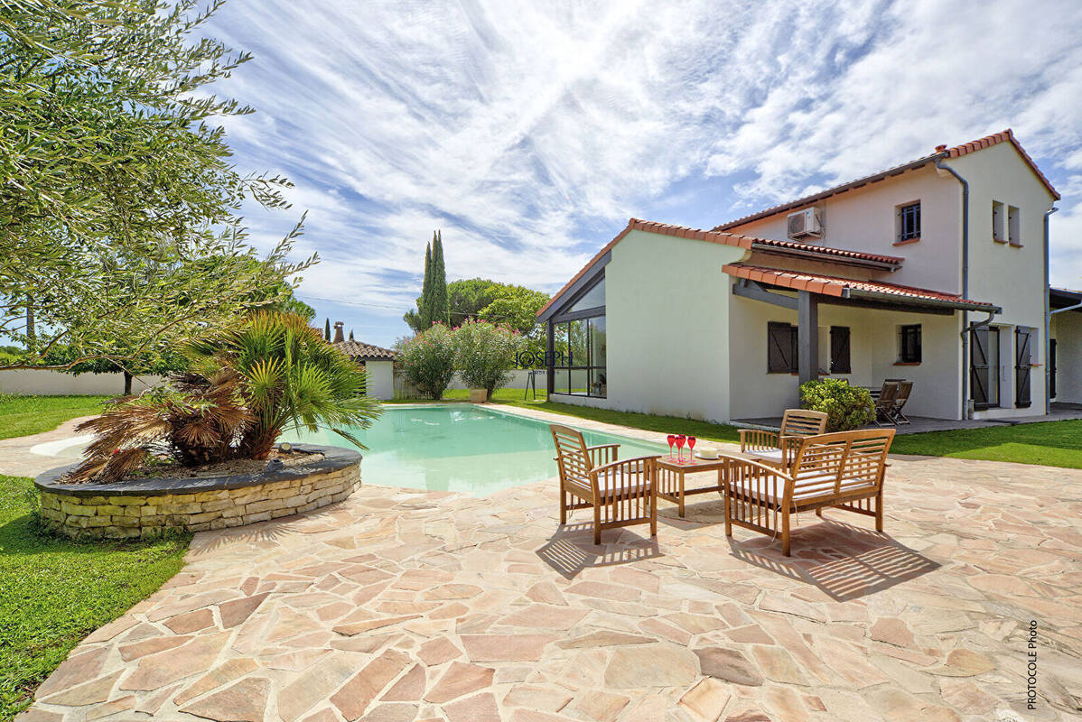 Maison à LA SALVETAT-SAINT-GILLES