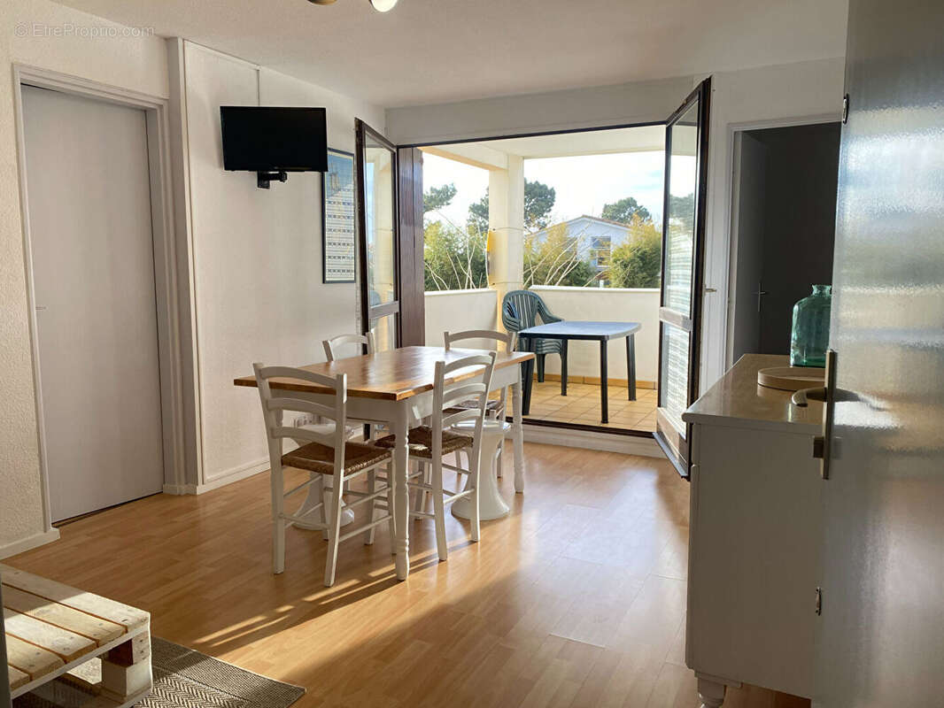 Appartement à VAUX-SUR-MER