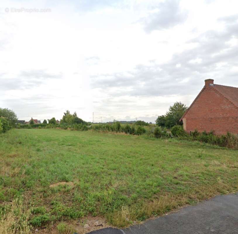 Terrain à SAILLY-LABOURSE