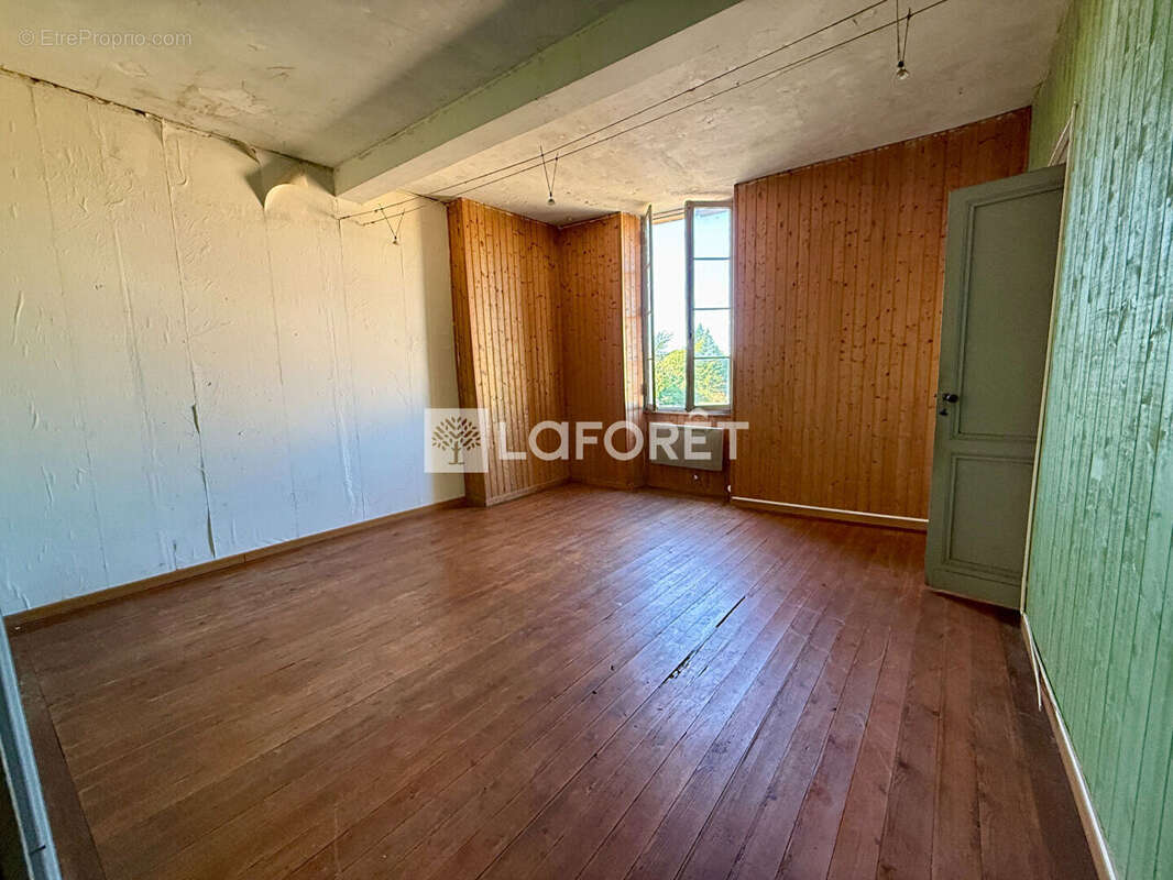 Maison à CASTETS-EN-DORTHE