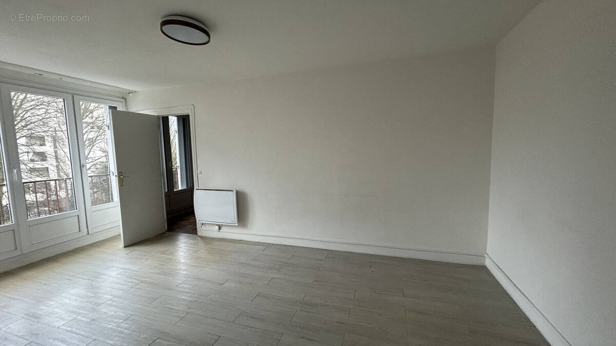 Appartement à VILLIERS-LE-BEL