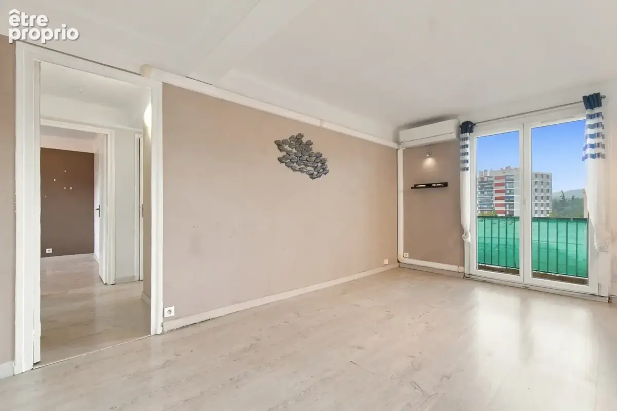 Appartement à MARSEILLE-13E